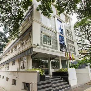 Hotel White Parrot, Mysore